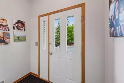 787 Fairfield Circle, Minnetonka, MN 55305 - Photo 3