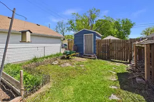 4250 Welcome Ave N, Crystal, MN 55422 - Photo 9
