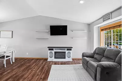 504 Dogwood Street SW, Isanti, MN 55040 - Photo 7