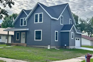 712 Pine St, Dawson, MN 56232 - Photo 1