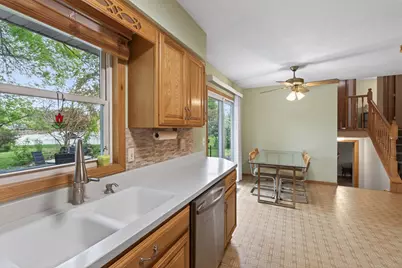 8110 France Avenue N, Brooklyn Park, MN 55443 - Photo 15