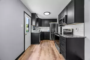 254 Arion St E, West Saint Paul, MN 55118 - Photo 19