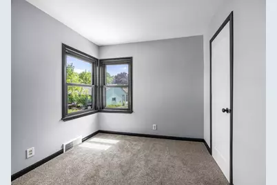 254 Arion Street E, West Saint Paul, MN 55118 - Photo 27