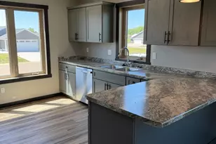 519 Glynn Ave NE, Grand Meadow, MN 55936 - Photo 3