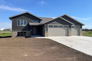 519 Glynn Ave NE, Grand Meadow, MN 55936 - Photo 1