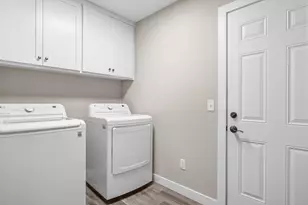 38768 Maple Ct, North Branch, MN 55056 - Photo 17