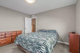 38768 Maple Ct, North Branch, MN 55056 - Photo 23