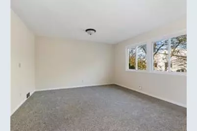 4819 Grenwich Way N, Oakdale, MN 55128 - Photo 17