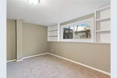 4819 Grenwich Way N, Oakdale, MN 55128 - Photo 5