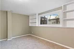 4819 Grenwich Way N, Oakdale, MN 55128 - Photo 5