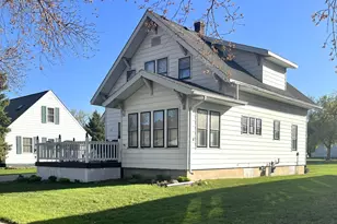 315 1st St SE, Clara City, MN 56222 - Photo 3