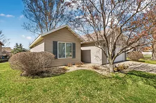 853 Aspen Cir, Waite Park, MN 56387 - Photo 3
