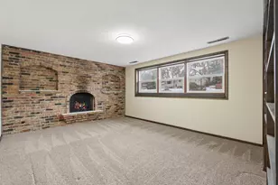 1051 Tiller Ln, Shoreview, MN 55126 - Photo 17