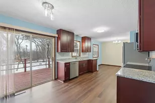1051 Tiller Ln, Shoreview, MN 55126 - Photo 3