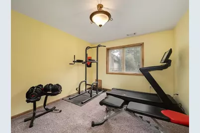 10154 Noble Court N, Brooklyn Park, MN 55443 - Photo 27