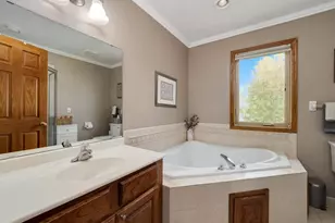 10154 Noble Ct N, Brooklyn Park, MN 55443 - Photo 17