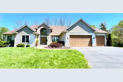 640 S Park Court, Hastings, MN 55033 - Photo 1