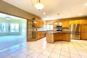 640 S Park Ct, Hastings, MN 55033 - Photo 5