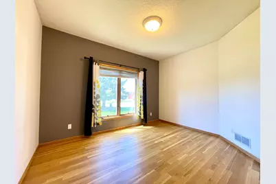 640 S Park Court, Hastings, MN 55033 - Photo 19