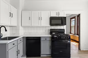 2703 Humboldt Ave N, Minneapolis, MN 55411 - Photo 3