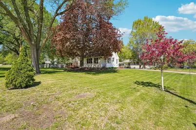 7710 Groveland Road, Mounds View, MN 55112 - Photo 5
