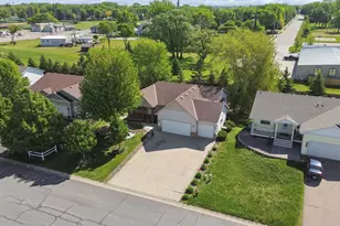 211 7th St S, Winsted, MN 55395 - Photo 37