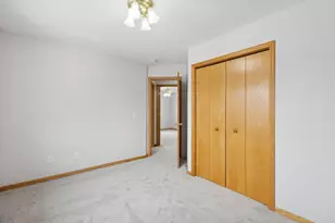 211 7th St S, Winsted, MN 55395 - Photo 17