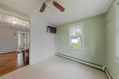 75 S Montgomery Avenue, Le Center, MN 56057 - Photo 17