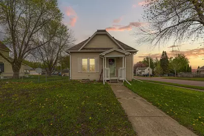 75 S Montgomery Avenue, Le Center, MN 56057 - Photo 23