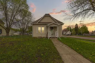 75 S Montgomery Ave, Le Center, MN 56057 - Photo 23