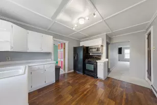 75 S Montgomery Ave, Le Center, MN 56057 - Photo 7