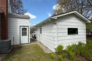 120 W 9th St, Fairmont, MN 56031 - Photo 5