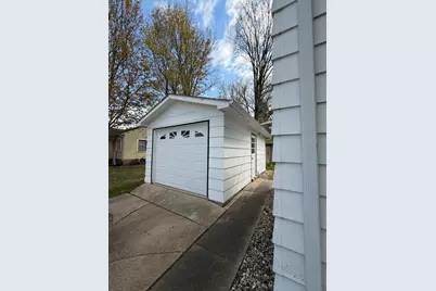 120 W 9th Street, Fairmont, MN 56031 - Photo 3
