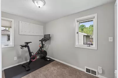 4741 Florida Avenue N, Crystal, MN 55428 - Photo 17