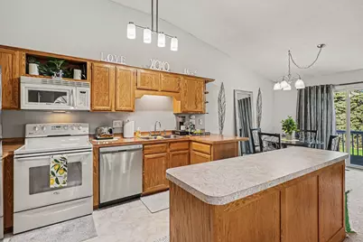 6683 Falstaff Road, Woodbury, MN 55125 - Photo 9
