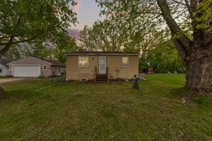 19624 Roberds Lake Blvd, Faribault, MN 55021 - Photo 1