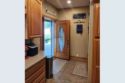 212 Lake Avenue NE, Clearbrook, MN 56634 - Photo 9