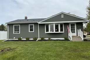 2753 Delaware Ave, North Saint Paul, MN 55109 - Photo 1