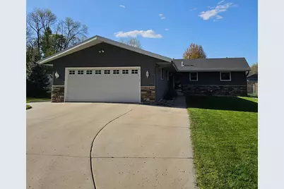 2026 5th Street SW, Willmar, MN 56201 - Photo 1