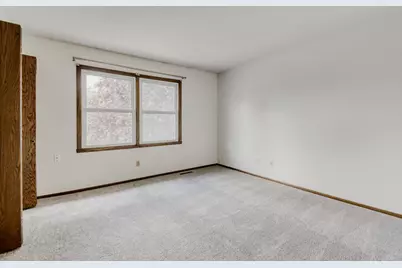 1754 Evergreen Bay, Woodbury, MN 55125 - Photo 23