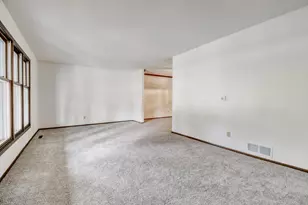 1754 Evergreen Bay, Woodbury, MN 55125 - Photo 7