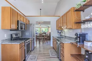 1020 Primrose Ln, Waconia, MN 55387 - Photo 11