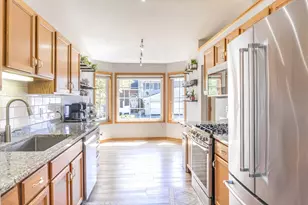 1020 Primrose Ln, Waconia, MN 55387 - Photo 7