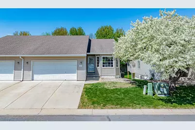 1020 Primrose Lane, Waconia, MN 55387 - Photo 3