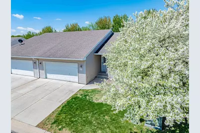 1020 Primrose Lane, Waconia, MN 55387 - Photo 5