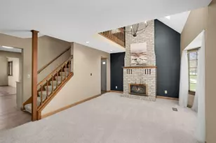 1834 Holton St, Falcon Heights, MN 55113 - Photo 3