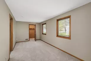 1834 Holton St, Falcon Heights, MN 55113 - Photo 13