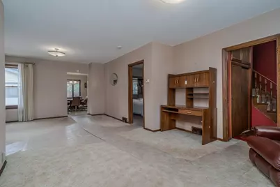 109 E 8th Street, Crookston, MN 56716 - Photo 7