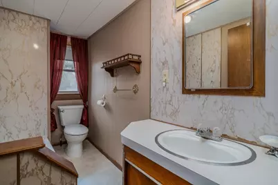 109 E 8th Street, Crookston, MN 56716 - Photo 21