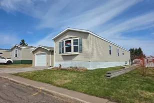 9 Holly Ln, Duluth, MN 55810 - Photo 1